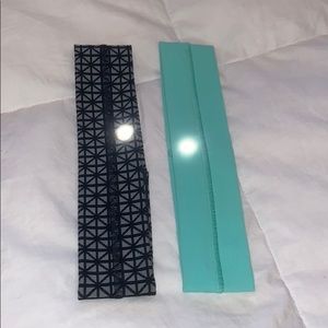 2 lululemon headbands